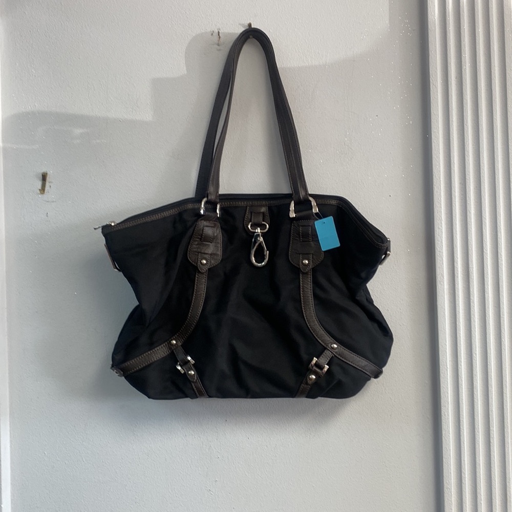 Magellan’s Black/Brown Shoulder Purse